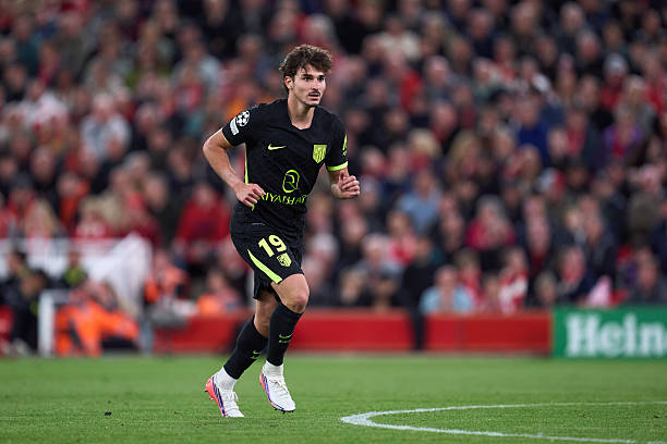 Julian Alvarez splits with long-time agent after failed Barca transfer