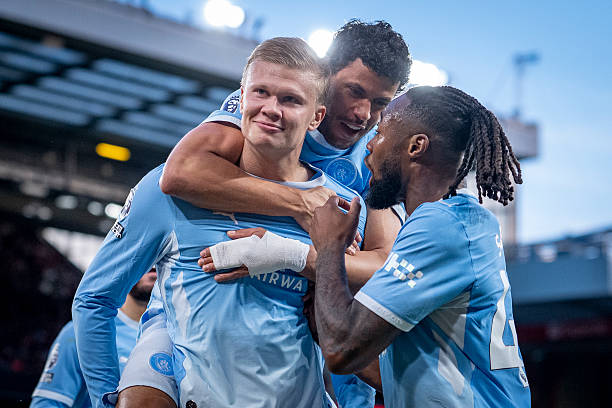 Bayern chief refuses to rule out future Erling Haaland transfer