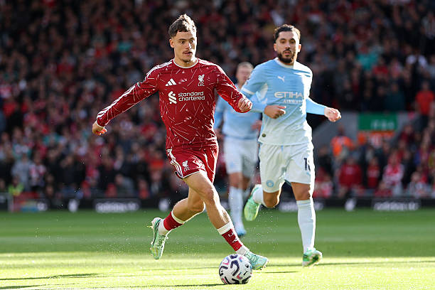 ‘Not Giving Anything’ - Jamie Carragher urges Liverpool to Florian Wirtz