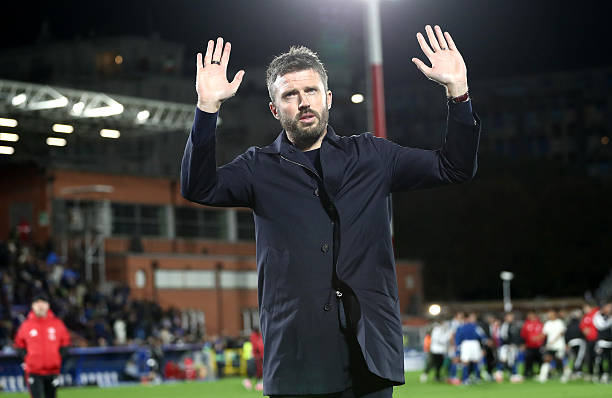 Fernandes appears to question Carrick tactics after Como defeat